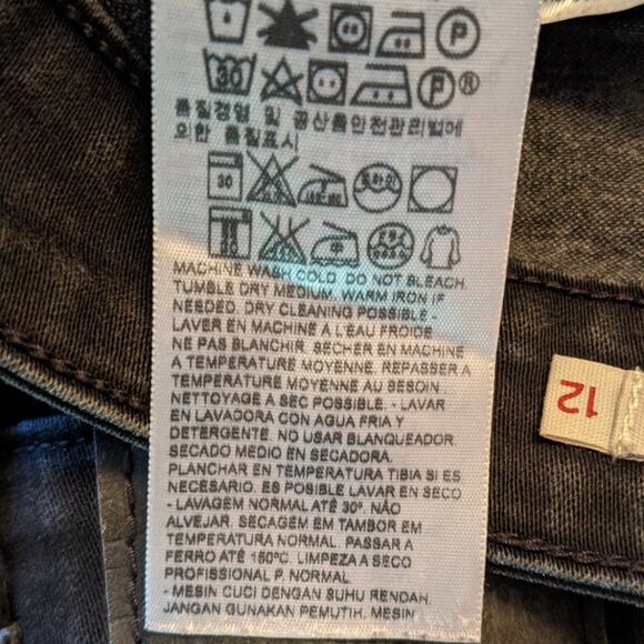 Levi's Mid Rise Straight Leg Black Denim Jean Size 12 - Picture 8 of 10